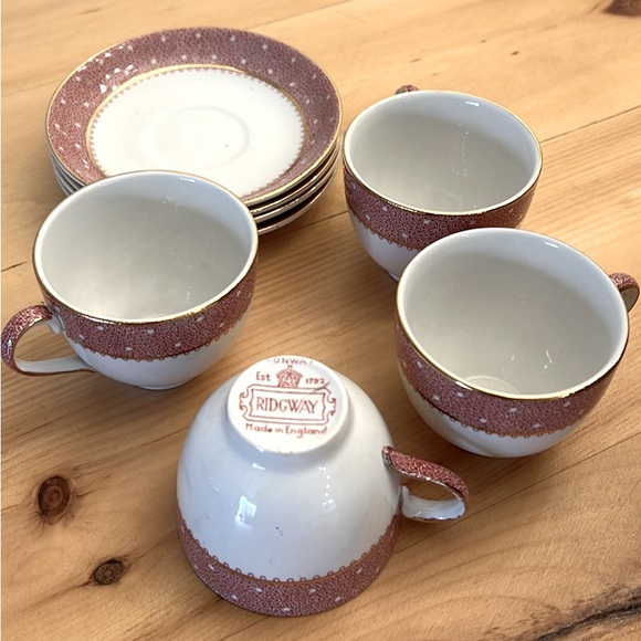 Set of four Ridgway demitasse cups and saucers - Picture 1 of 6
